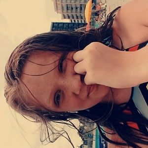 Meet your Posher, Kylee